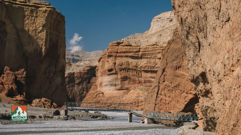 Upper Mustang Trek Nepal essential guide