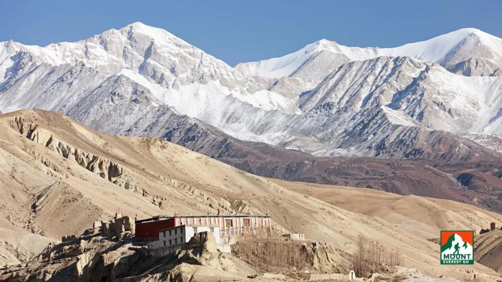 Upper Mustang Trek Nepal lo Mangthang