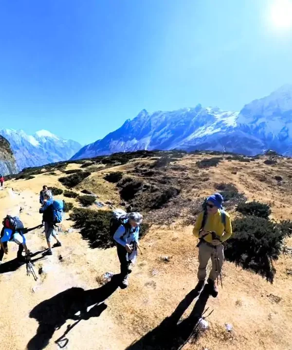 Manaslu circuit trek with tsum Valley