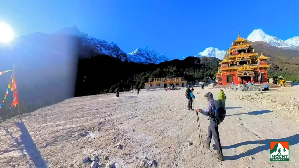 Manaslu circuit trek with tsum Valley manaslu Luxury Trek