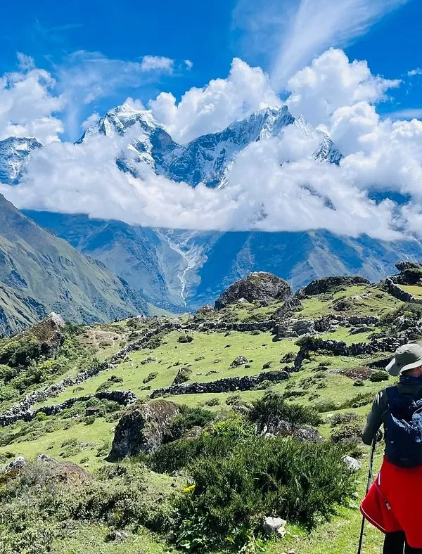Chola pass with gokyo lake and everest base camp