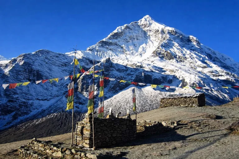 Sherpani Col with Makalu Base Camp