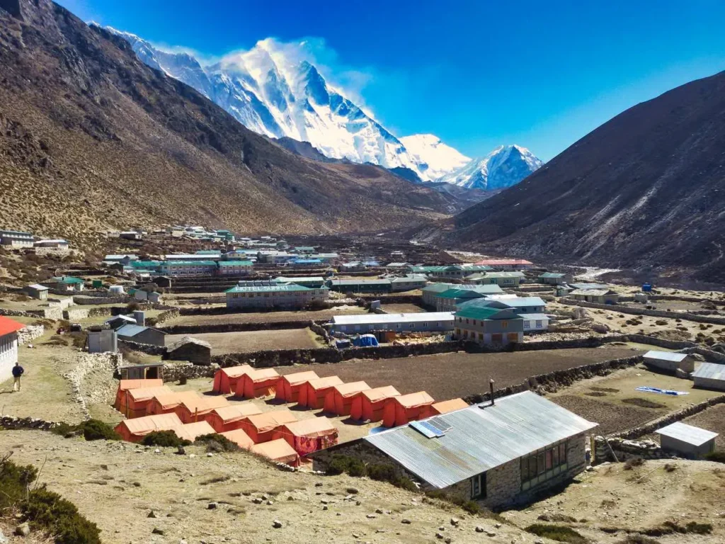 珠穆朗玛峰大本营豪华徒步旅行，直升机骑行