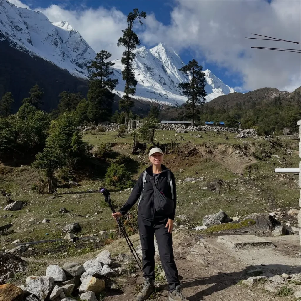 Manaslu Circuit photography trek in mountain nepal