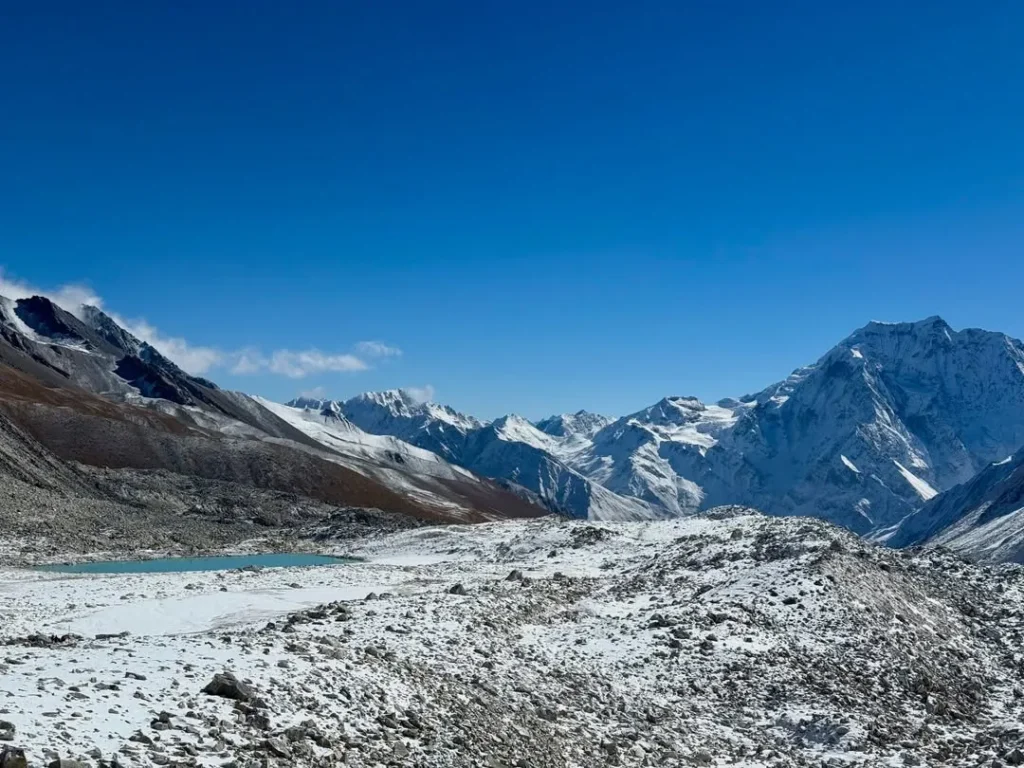 Manaslu Circuit photography trek in mountain nepal